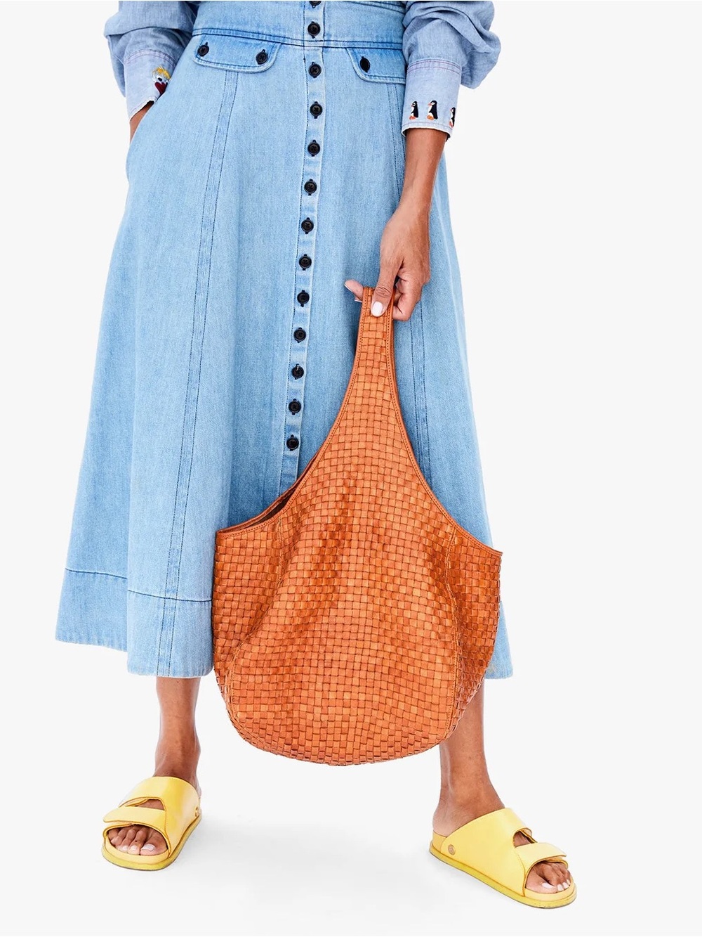 CLARE V Bando Tote Bag in Natural Woven Leather